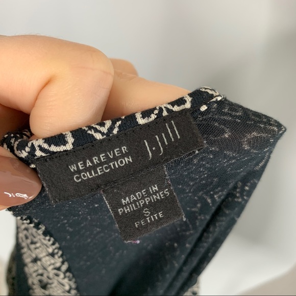 J. Jill Wearever Collection Floral Long Sleeve Women's PS Multicolor Button Back - Picture 3 of 8